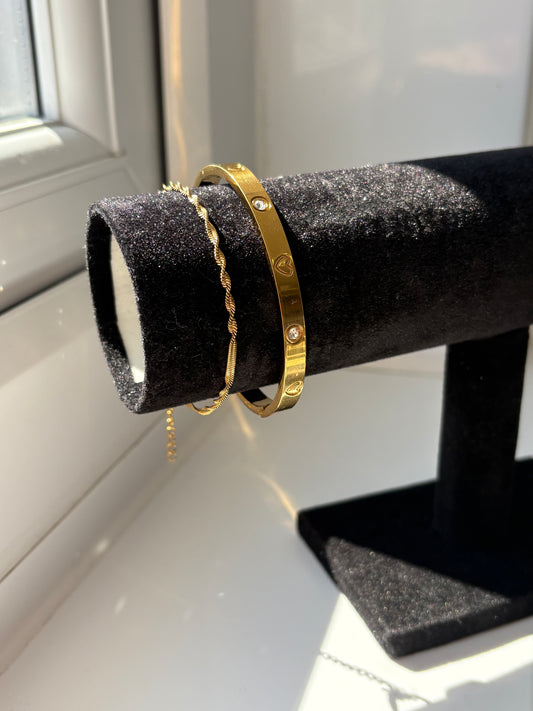 ✨Timeless Gold Luxe Stack✨
