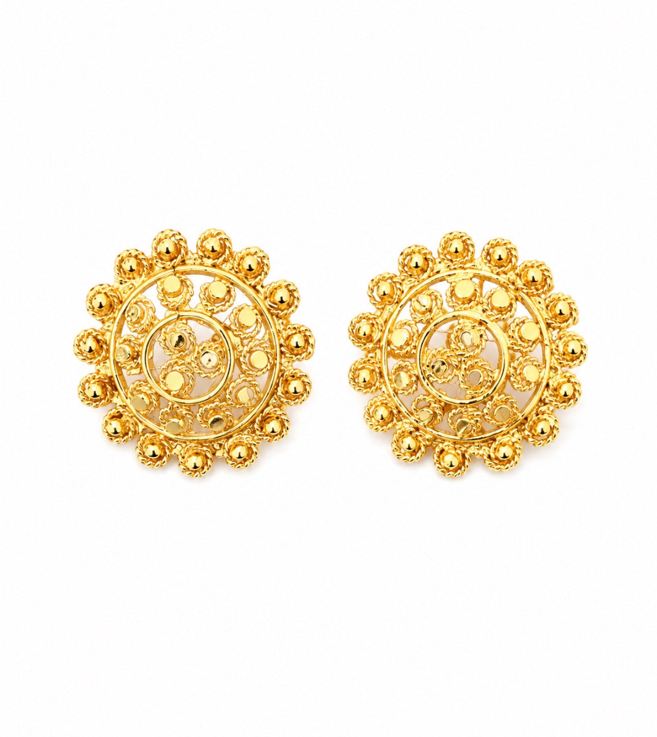✨ Elara Gold Studs